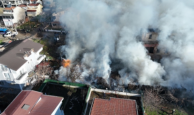 Marmaraereğlisi Yeniçiftlik Mahallesi´nde Yangın Çıktı, Olay Kontrol Altına Alındı