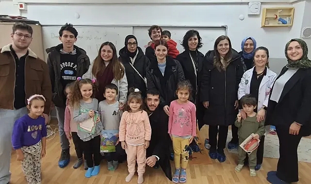 Pınarhisar MYO'dan Cevizköy Anaokuluna Kitap Desteği