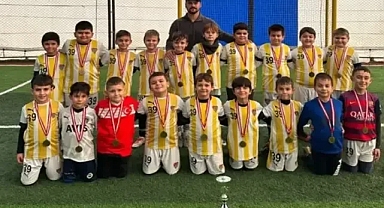 Saray Belediyesi Sömestr Kupası'nda Vizespor Şampiyon Oldu!