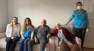 Şemsiye Teyze'den Gençlere Mesaj: "Normal Doğumu Tercih Edin"