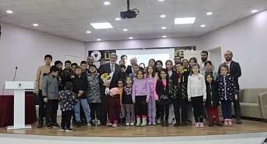 Üsküp'te Gençlik Kampı Kapanış Programı Gerçekleşti