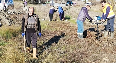 Vali Uğur Turan’dan Arizbaba Köyü’ne Fidan Desteği!