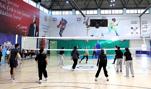 YARI YIL TATİLİNE SPOR YAPARAK GİRDİLER