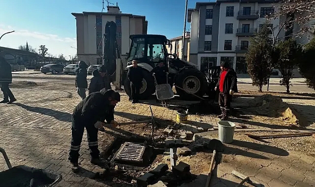 Alpullu Belediye Başkanı Orhan Saltık, Yol Onarım Çalışmalarını İnceledi