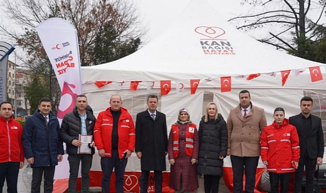 Başkan Sarıkurt, Kan Bağışı Kampanyasına Katıldı