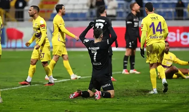 Beşiktaş Deplasmanda Eyüpspor'u 3-1 Mağlup Etti