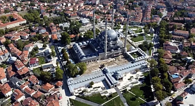 Restorasyondaki Selimiye Camisi'nde 2 yıl aradan sonra, ramazan ayında mahya asılacak