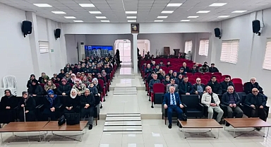 Üsküp Beldesinde Umre Yolcularına Duygusal Uğurlama