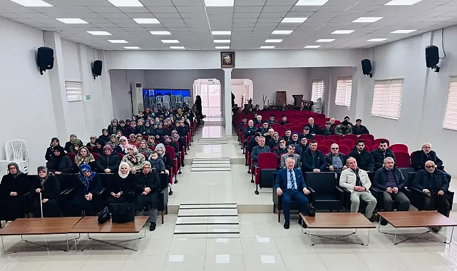 Üsküp Beldesinde Umre Yolcularına Duygusal Uğurlama