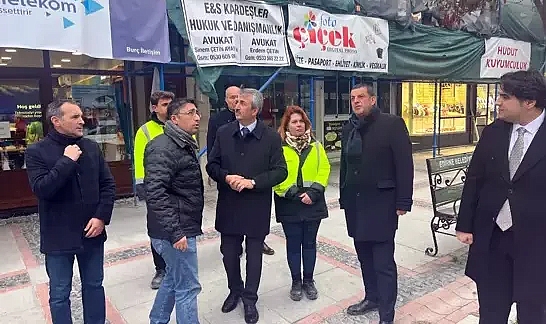 Vali Sezer'den sokak sağlıklaştırması çalışmalarının devam ettiği Saraçlar Caddesi'nde inceleme