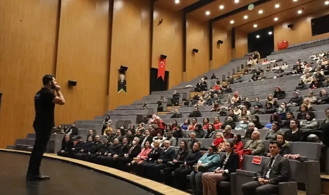 Vali Uğur Turan'dan 'En İyi Narkotik Polisi Anne' Projesine Destek Çağrısı
