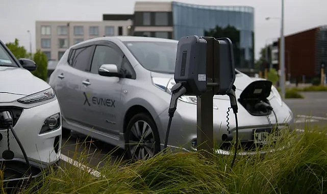 Hibrit ve Elektrikli Araçların Yükselişi Devam Ediyor