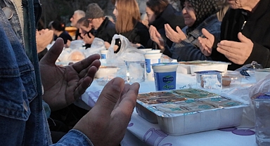 Hürriyet ve Cumhuriyet Mahallesi Sakinleri Halk Sofrasında Buluştu