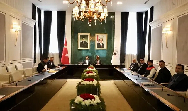 Kırklareli Valiliği'nde Sahipsiz Sokak Hayvanları Toplantısı Gerçekleşti