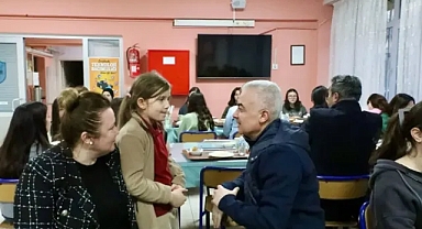 Kırklareli Valisi Uğur Turan, Öğrencilerle İftar Sofrasında Buluştu