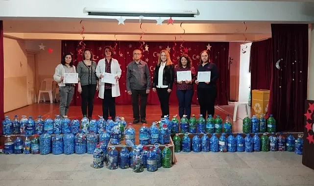 Plastik Kapaklar Umuda Dönüşüyor: Hamdi Helvacıoğlu İlkokulu'ndan Anlamlı Destek