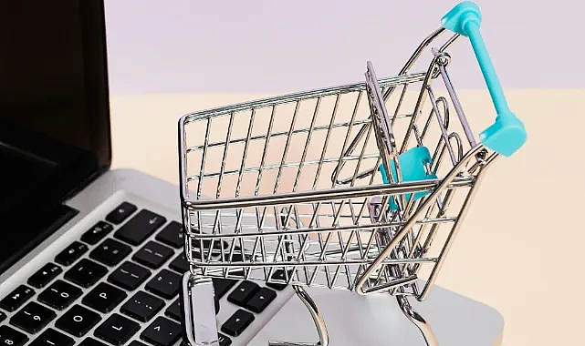 TÜİK Verilerine Göre Hizmet ve İnşaat Sektörlerinde Düşüş, Perakende Ticaret Sektöründe Artış