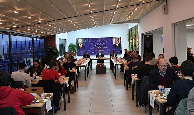 Vali Soytürk İftarda Konuşalım Süleymanpaşa Ramazan Söyleşileri Programı’na Katıldı