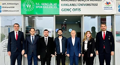 Eğitim-Bir-Sen'den Genç Memur-Sen'e Destek Ziyareti