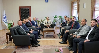 Eğitim-Bir-Sen Kırklareli Şubesinden Rektör Ak'a Hayırlı Olsun Ziyareti