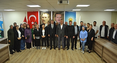 AK Parti'den Sert Tepki: "Vesayetçi Zihniyeti Kınıyoruz"