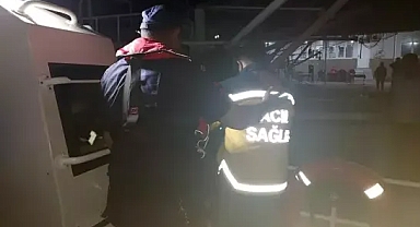 Kalp krizi geçiren gemi personelini Sahil Güvenlik ekipleri kurtardı