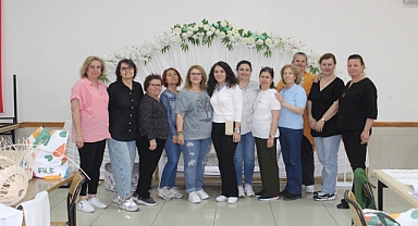 Kırklareli Halk Eğitim Merkezi'nde Kadınların El Emeği Kazanca Dönüşüyor