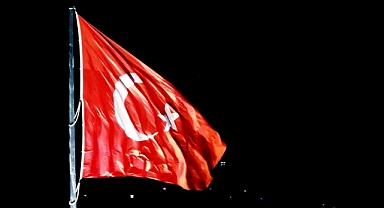 59. Uluslararası Tekirdağ Kiraz Festivali’nde Dev Türk Bayrağı Sürprizi