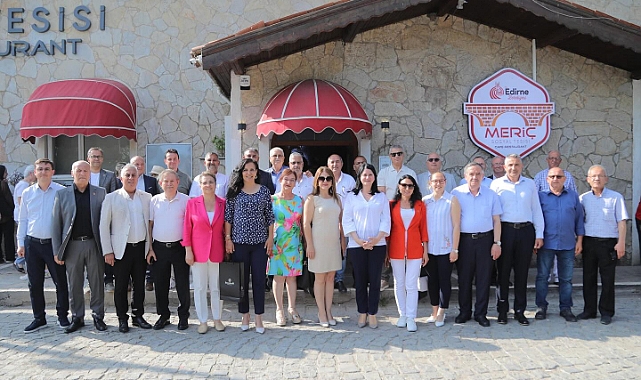 Başkan Filiz Gencan Akın’dan Muhtarlara Bayram Teşekkürü