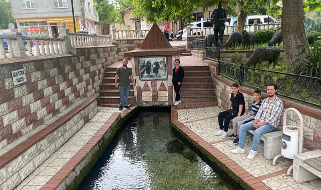 Kaynarca Beldesi'nin Berrak Suları Ziyaretçileri Kendine Hayran Bırakıyor