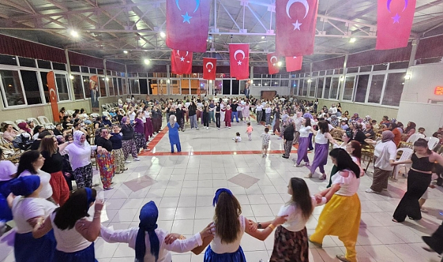 Lalapaşa’da Rengârenk Şalvarlar, Birlik ve Dayanışmayla Buluştu