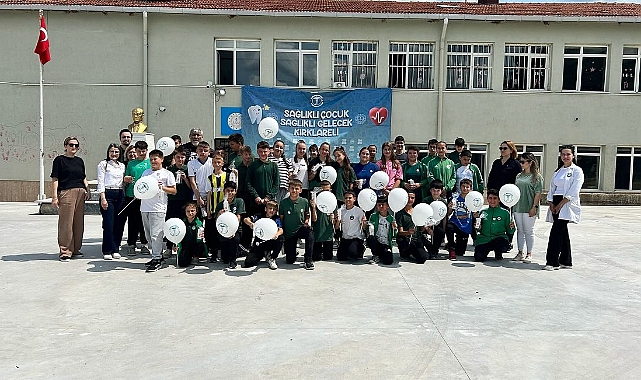 Pınarhisar Toplum Sağlığı Merkezi'nden Cevizköy Ortaokulu'na Renkli Ziyaret
