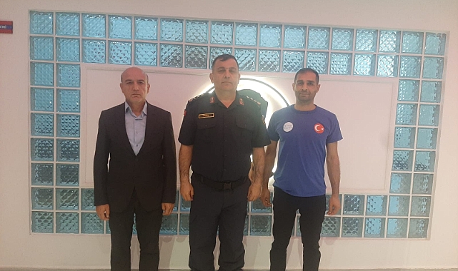 YESEVÎ HAREKETİ DERNEĞİ'NDEN JANDARMAYA ANLAMLI ZİYARET
