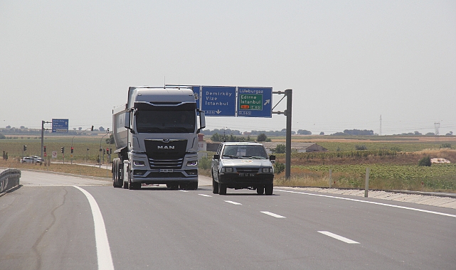 Kaynarca Bölümünde Yol Çift Taraflı Trafiğe Açıldı
