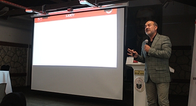 Kırklareli'nde "Bir Yetime Aile Olmak" Konferansı Yoğun İlgi Gördü