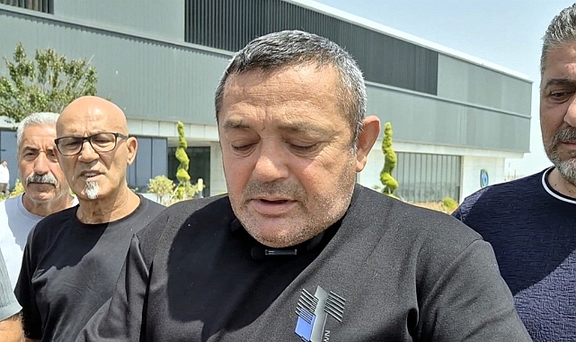 Tekirdağ’da 1 aydır su kesintisi yaşayan site sakinleri, büyükşehir belediyesi önünde açıklama yaptı