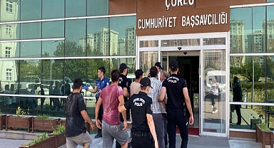 Tekirdağ'da inşaat işçilerinin 'park yeri' kavgası; 1'i polis, 3 yaralı