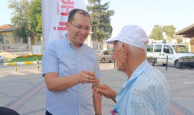 Yeniden Refah Partisi'nden Edirne'de Anlamlı Çevreci Stant Çalışması
