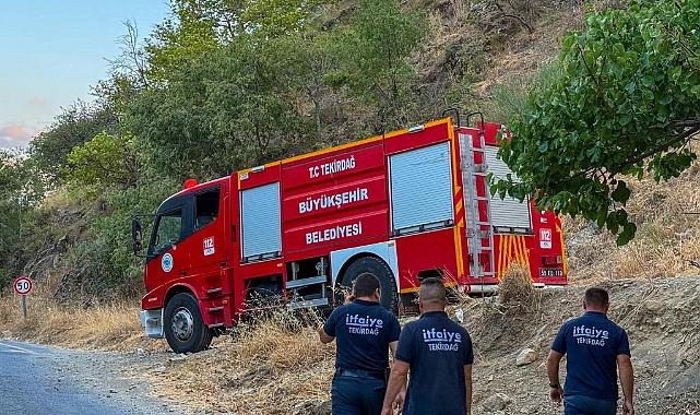 BÜYÜKŞEHİR UÇMAKDERE YANGININA TÜM GÜCÜYLE MÜDAHALE ETTİ
