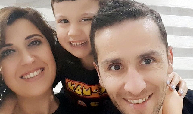 Eşini ve oğlunu boğup, bıçakla intihara kalkıştı