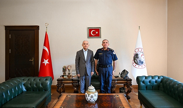 Jandarma Komutanı Akyüz'den Vali Turan'a Veda Ziyareti