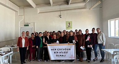 Kırklareli Aile ve Sosyal Hizmetler İl Müdürlüğünden Dore Çorap Fabrikasına Koruyucu Aile Tanıtım Ziyareti