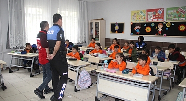 Kırklareli'nde "Ailemiz Geleceğimiz, Geleceğimiz Çocuklarımız" Projesi Kapsamında Eğitimler