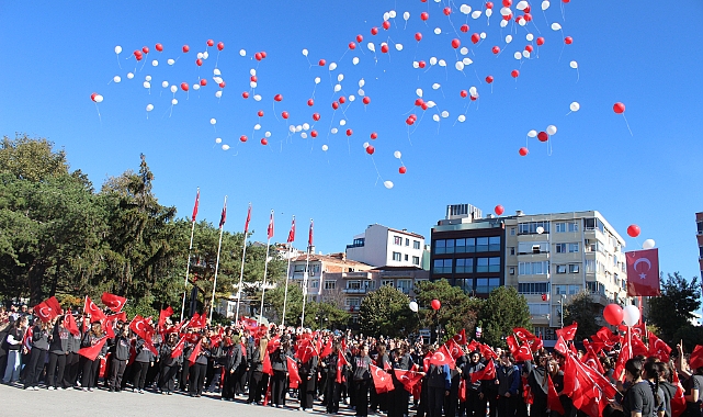 Kırklareli'nde Cumhuriyet'in 102. Yılı Coşkusu