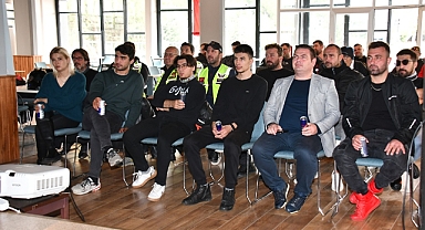 Süleymanpaşa Belediyesi Ahmet Erensoy Gençlik Merkezi'nde Şampiyonluk Coşkusu