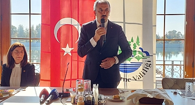 Vali Sezer: "Muhtarlarımız Demokrasimizin İlk Basamağıdır"