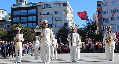 Kırklareli Belediyesi Bando Takımı Cumhuriyet Coşkusunu Halkla Paylaştı