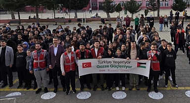 Kırklareli İmam Hatip Ortaokulu'nda "Türkiye Yeşeriyor, Gazze Güçleniyor" Fidan Dikme Etkinliği