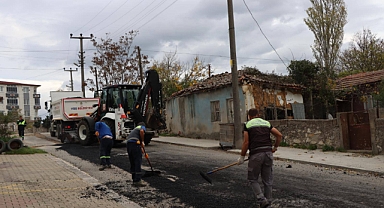 Vize Belediyesi Kışla Caddesi'nde Bakım ve Onarım Çalışmalarını Sürdürüyor