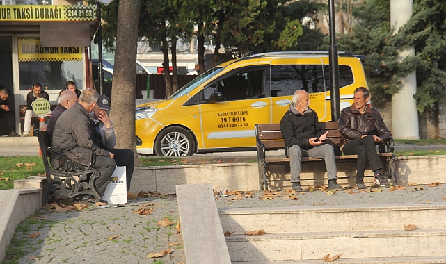 Kırklarelililer Bugün Yazdan Kalma Günün Keyfini Çıkardı